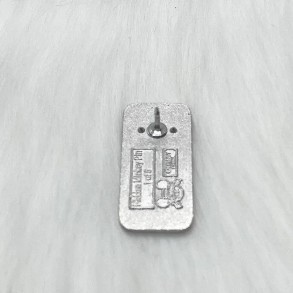 🔮 5/$25‎ Disney Stick People Mom With Mouse Ears Pin